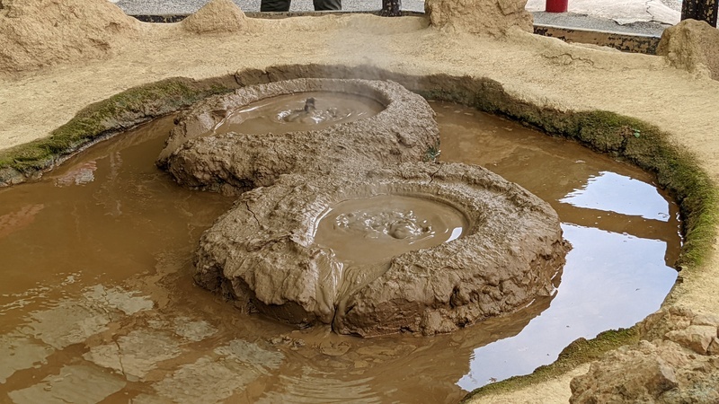 mud at Kamado Jigoku